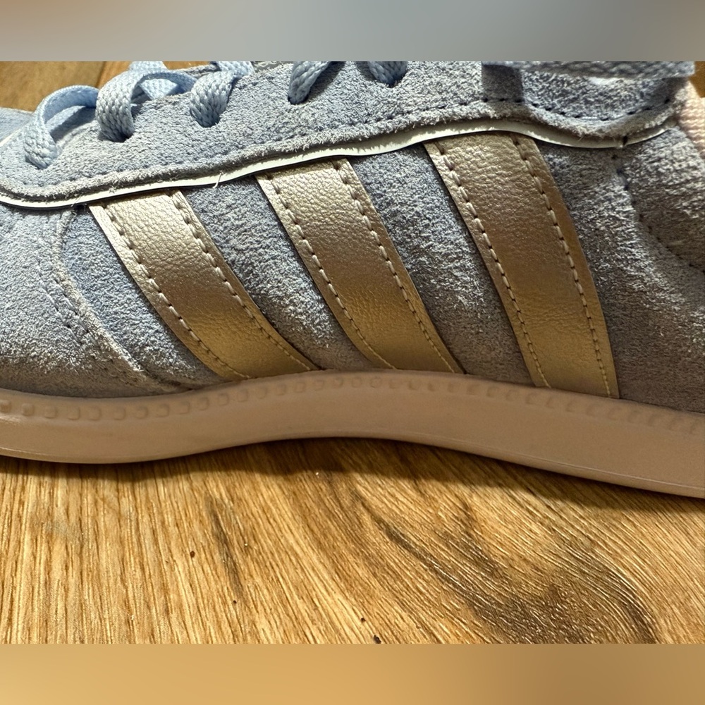 adidas Womens Breaknet Sleek Sneakers Sports Shoes Low Size 7.5 Glow Blue - Picture 9 of 9